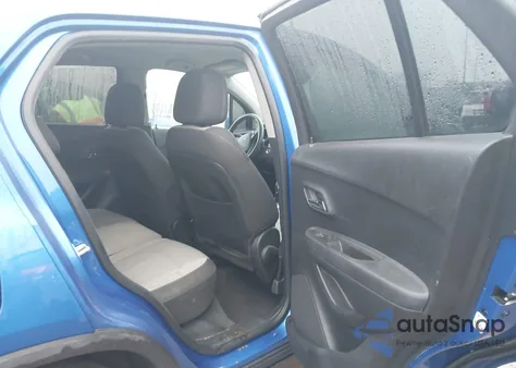 2015 Chevrolet Trax 1Ls z USA, uszkodzony, nr VIN KL7CJKSB3FB125895